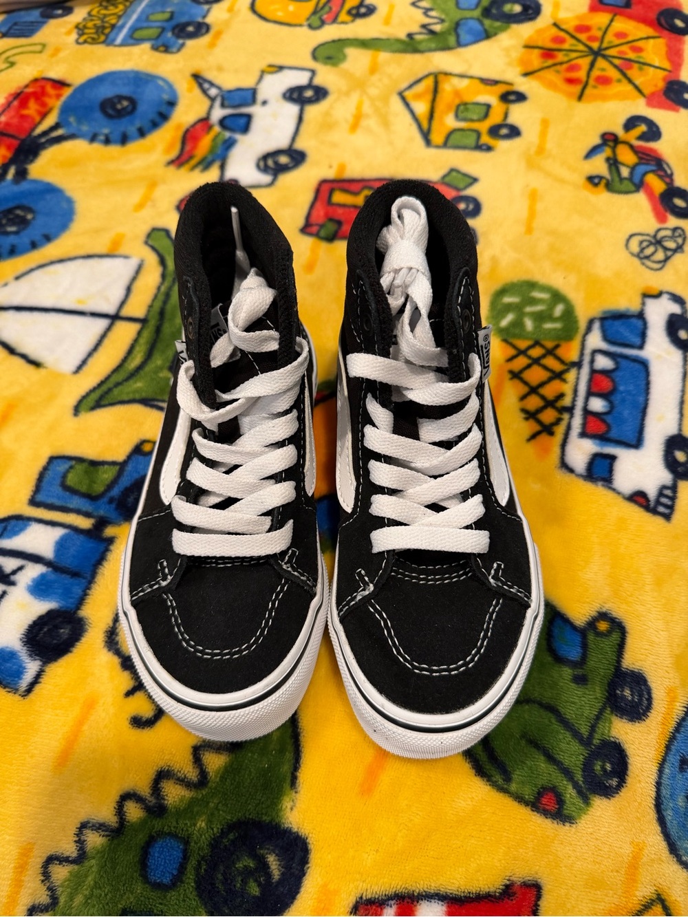 Black & White High Top Skate Sneakers - Classic Stripe - Brand New Never Worn.